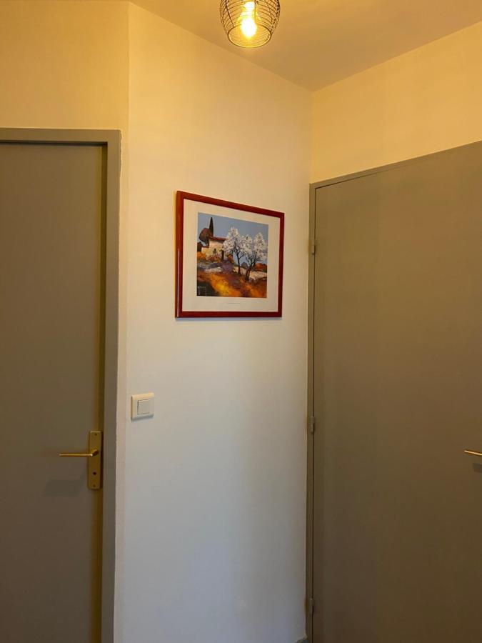 Parking Prive Gratuit, Balcon, 2 Chambres Clermont-Ferrand Exterior foto